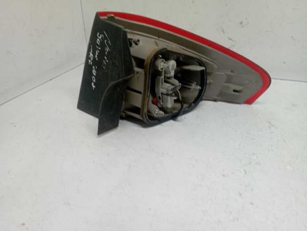 FEU ARRIERE GAUCHE FORD MONDEO 5-PORTES - Vue 2